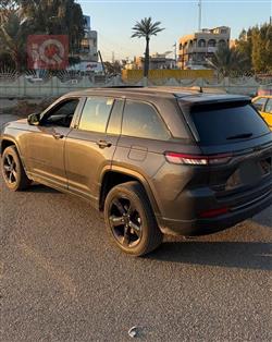 جيب جراند شيروكي